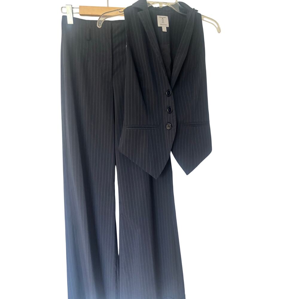 Tristan Blue Pinstripe 3-Piece Suit — XS
